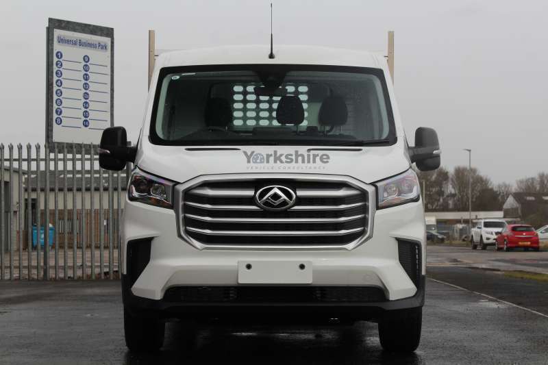 This is the Deliver 9 4.2m Dropside vehicle.